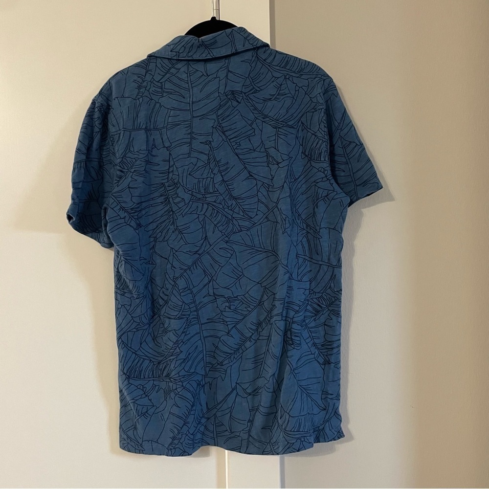 Banana Republic polo size M EUC - Picture 2 of 4